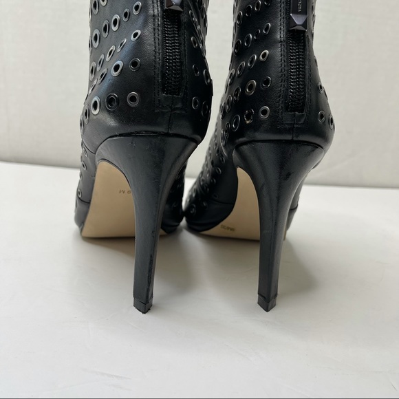 BCBGMAXAZRIA Lange Grommet Peep Toe Bootie - Picture 5 of 11